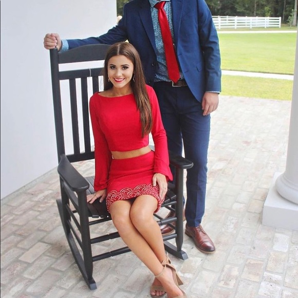 Dress - Picture 2 of 3